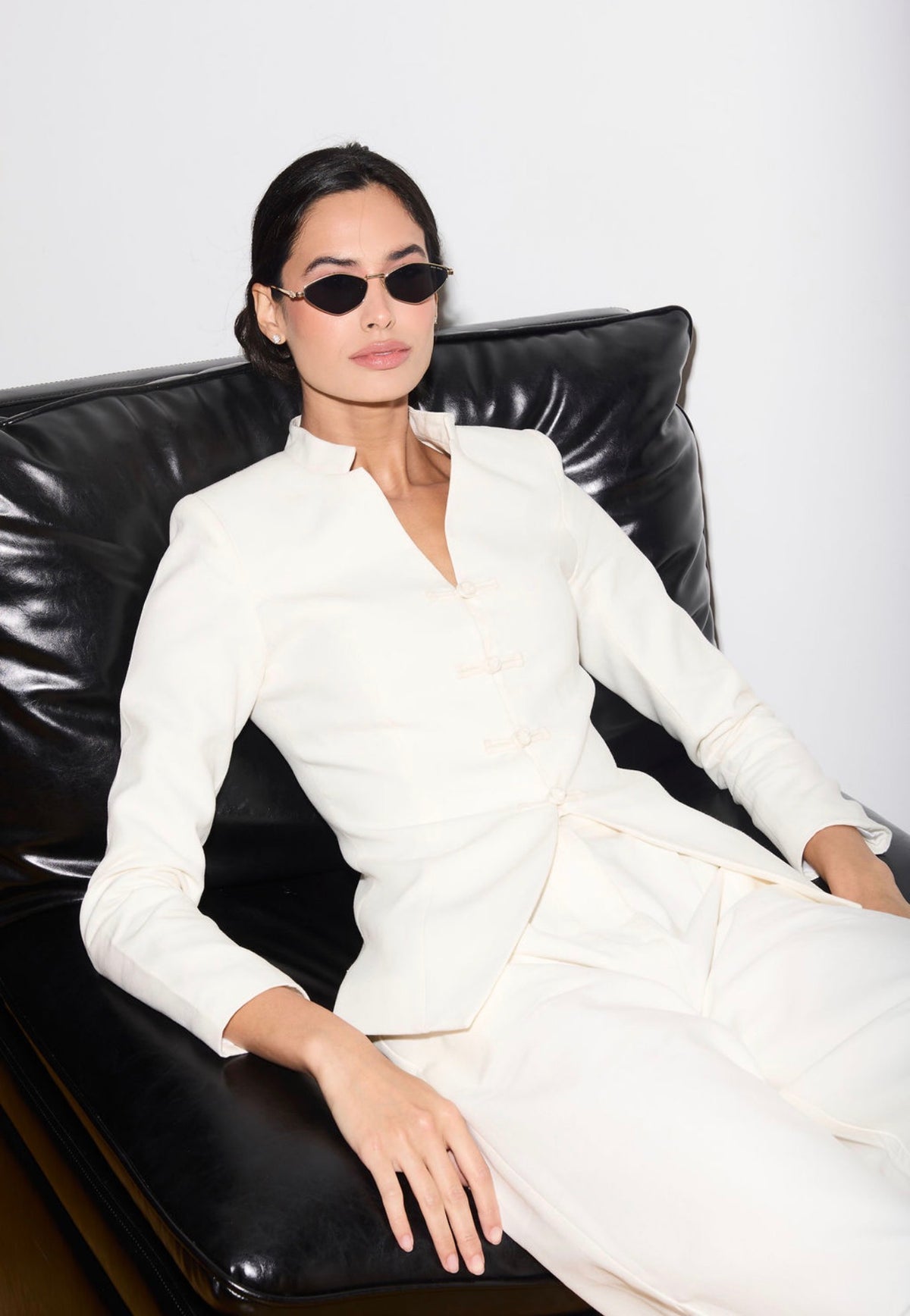 THE CRÈME BLAZER