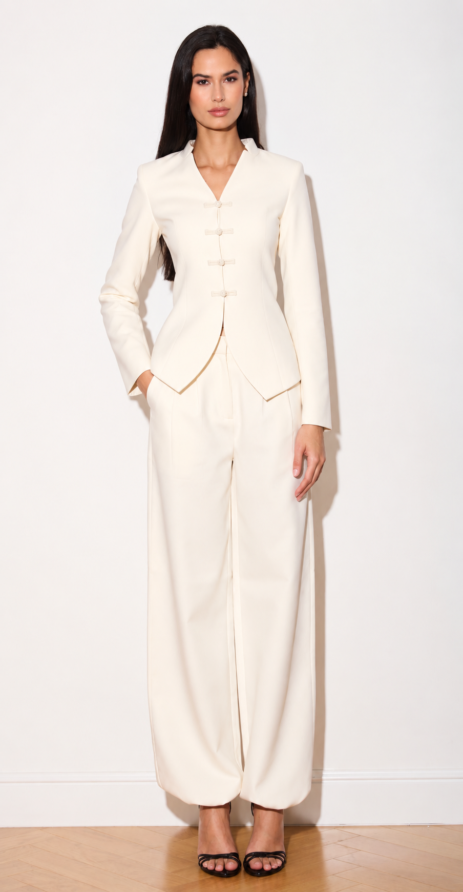 THE CRÈME BLAZER