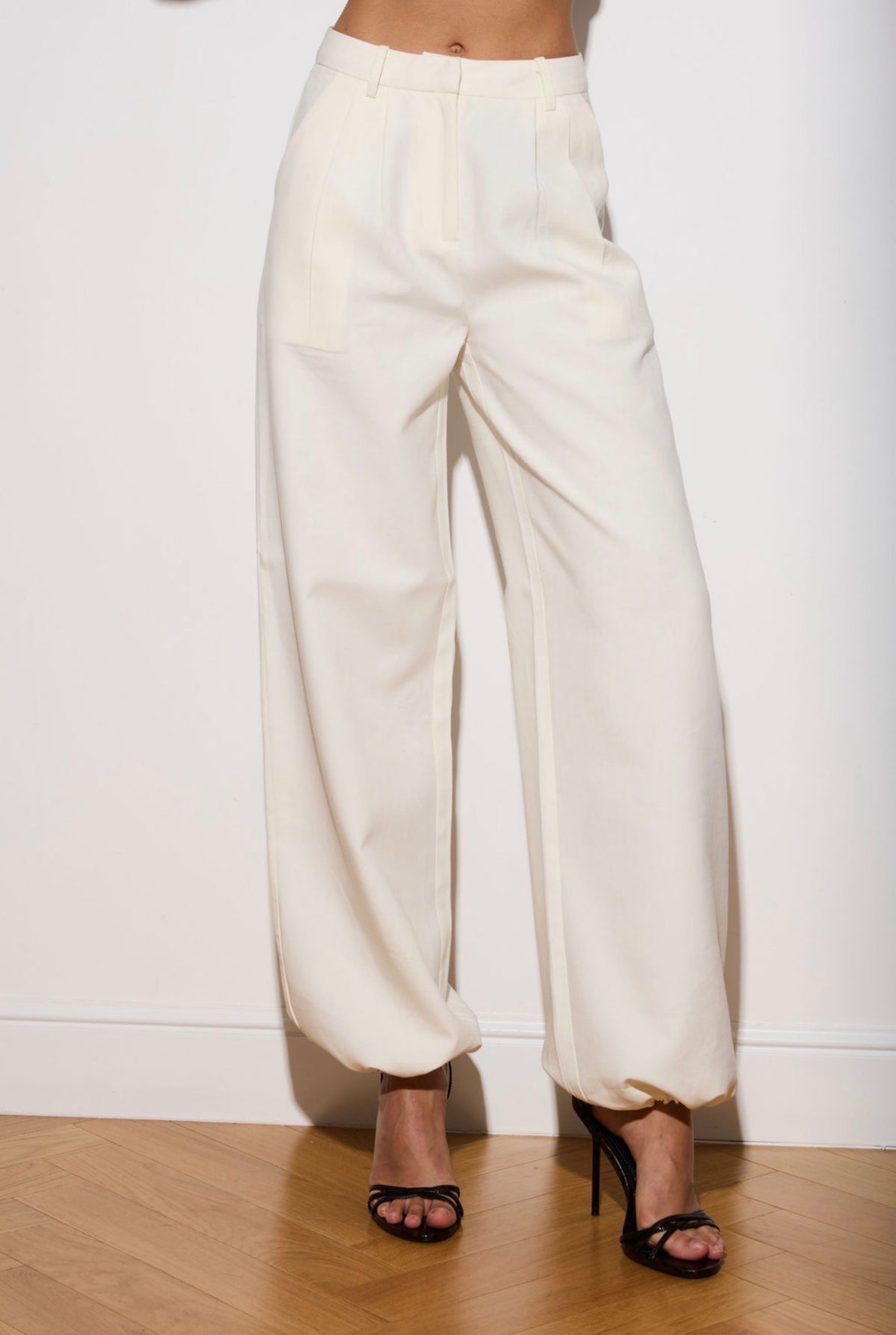 THE CRÈME BALLOON TROUSERS