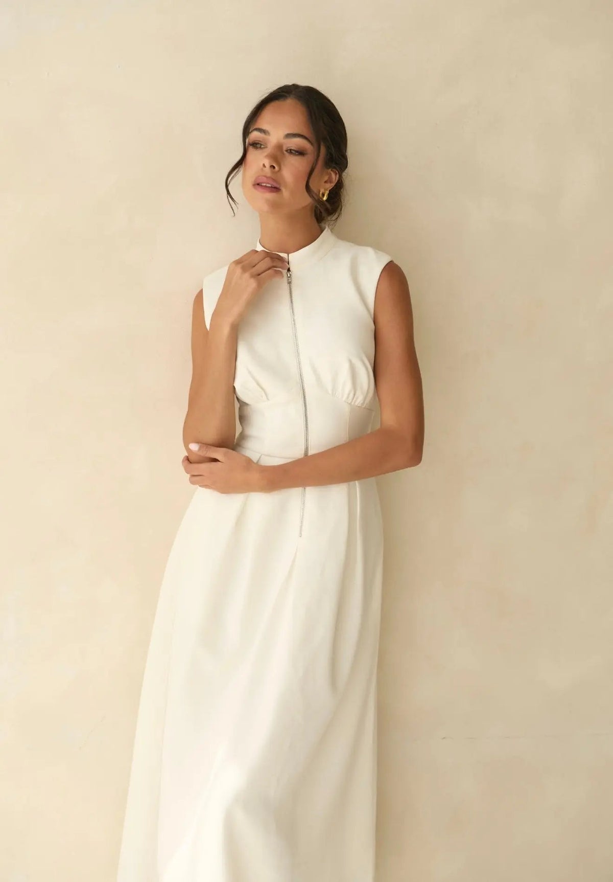 KNIGHTSBRIDGE WHITE ZIP DRESS