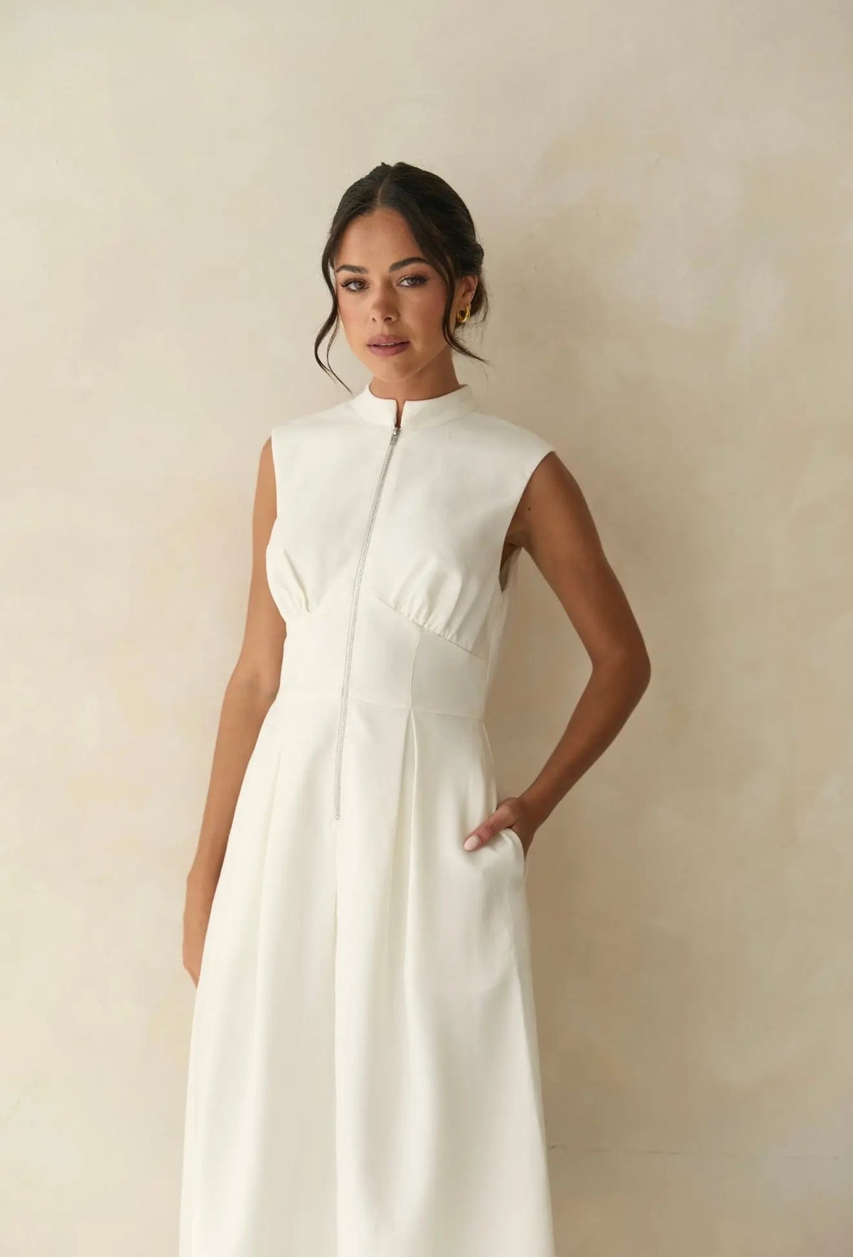 KNIGHTSBRIDGE WHITE ZIP DRESS