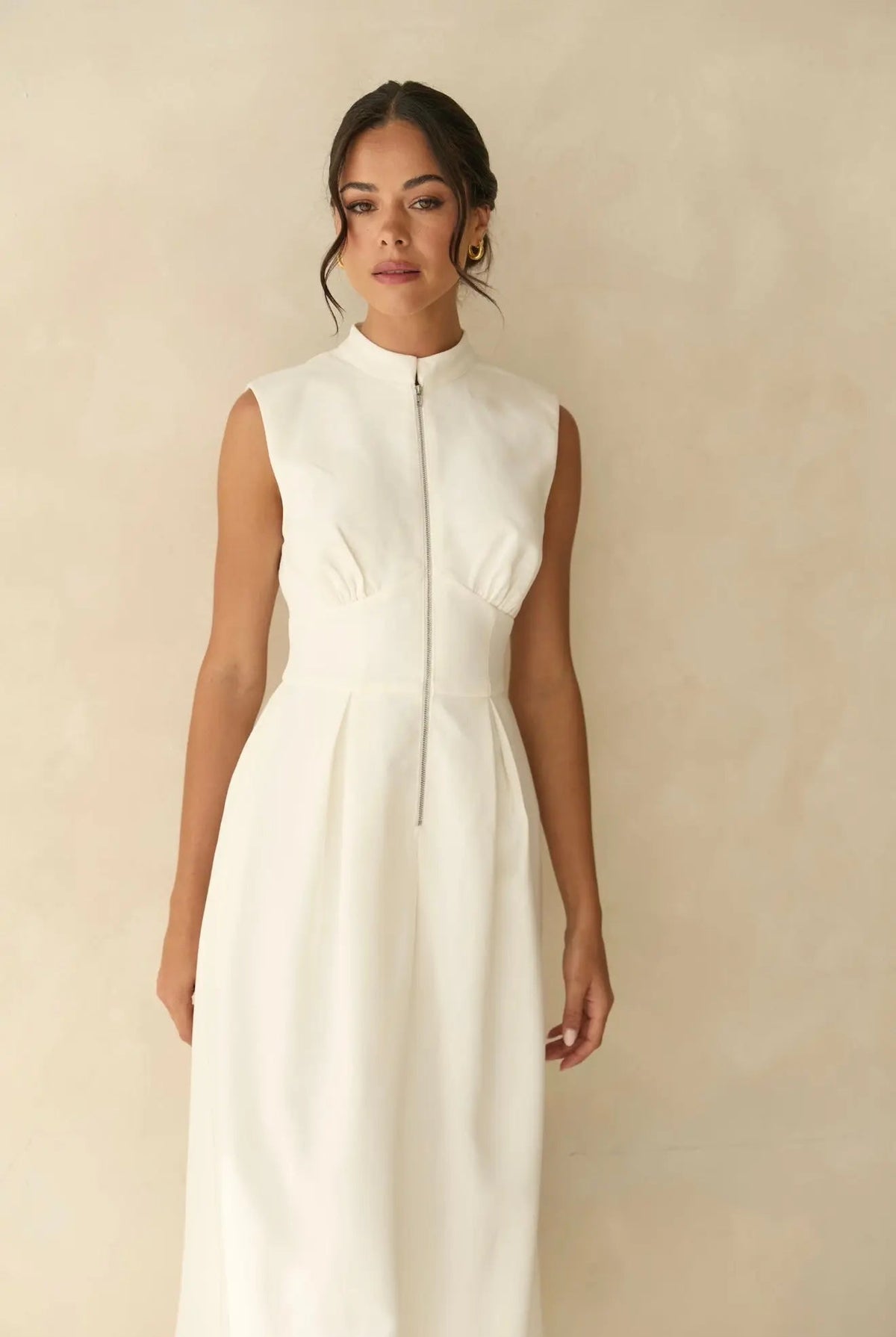 KNIGHTSBRIDGE WHITE ZIP DRESS